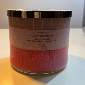 White Barn Cozy Cashmere Candle